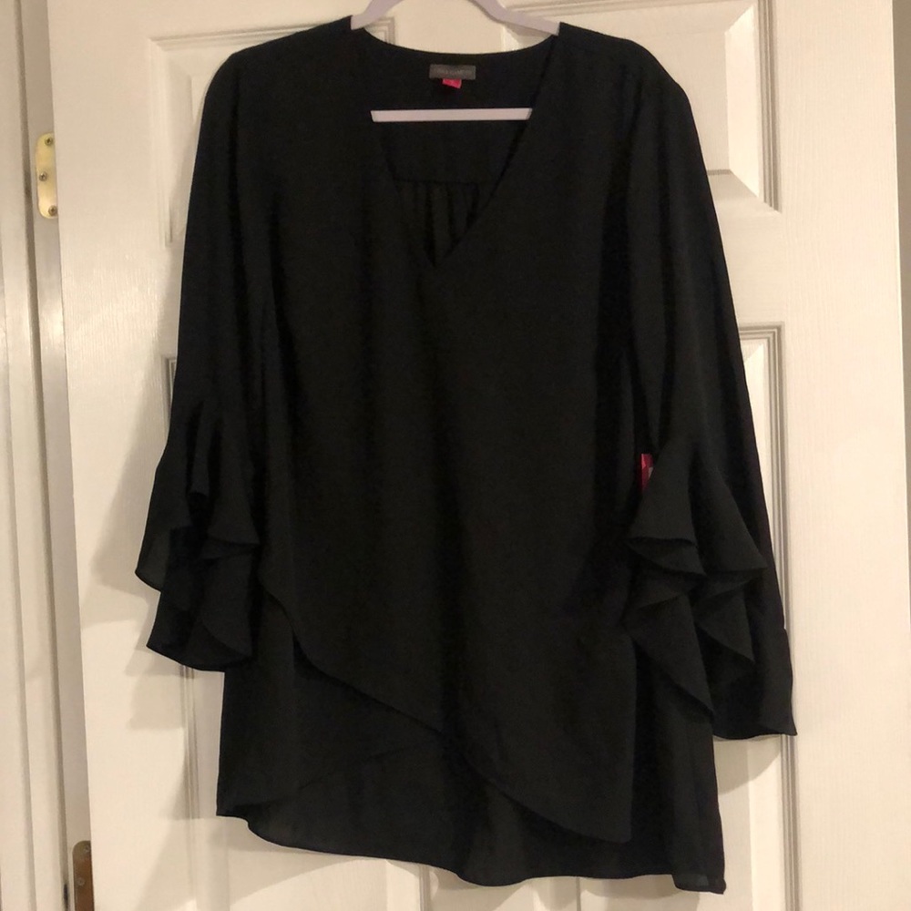 Vince Camuto blouse NWT